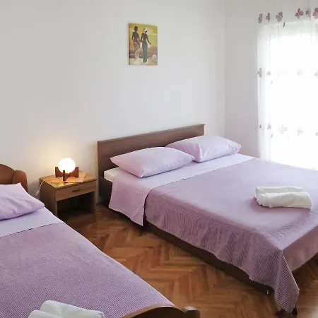 Smilja Biograd Na Moru