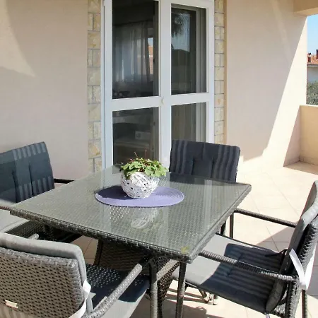 Apartment Smilja *